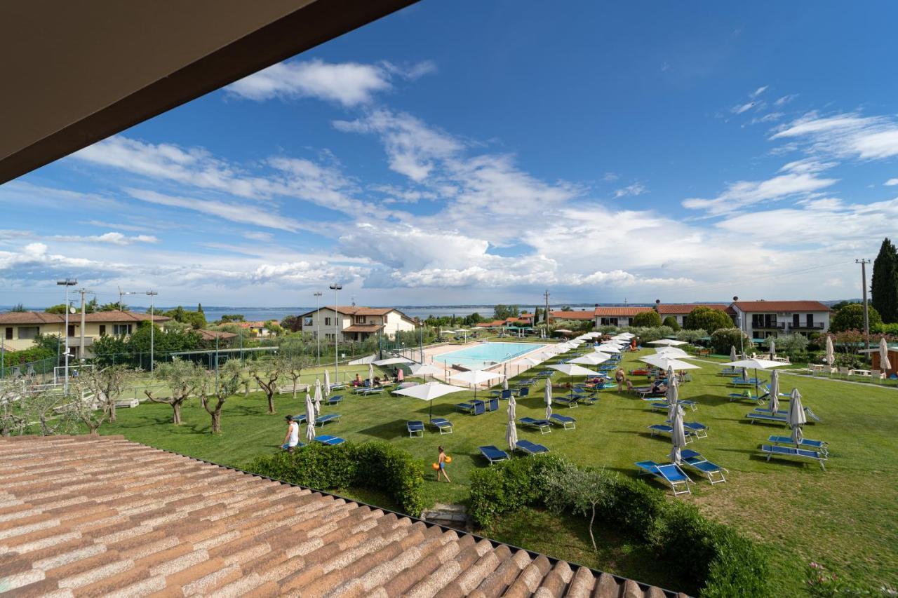 Residence Primera Moniga del Garda Exterior photo