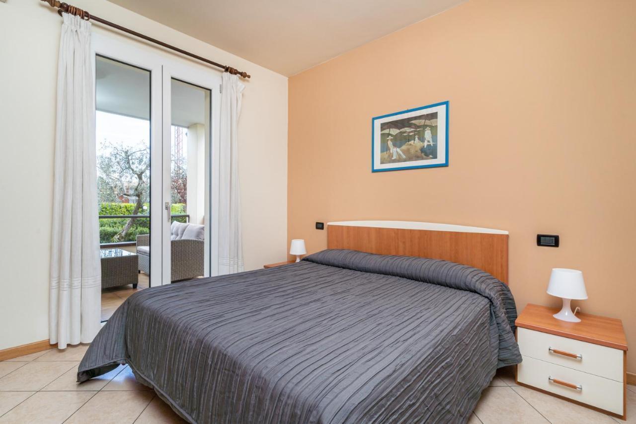 Residence Primera Moniga del Garda Exterior photo