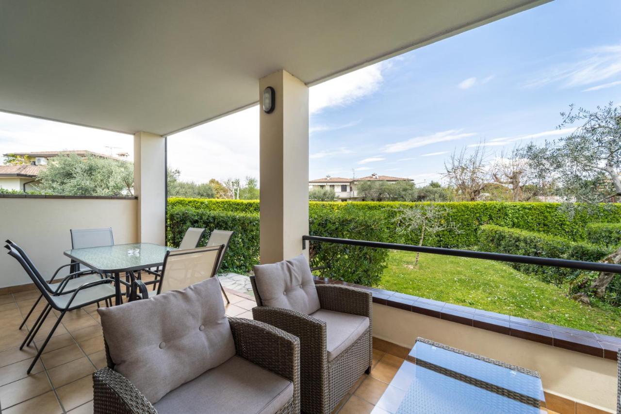 Residence Primera Moniga del Garda Exterior photo